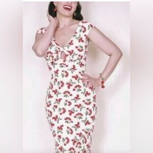 Bernie dexter wiggle dress